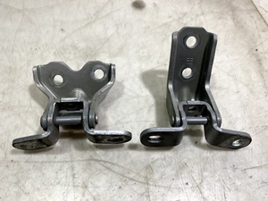 KIA CEED CD MK3 5DR HATCHBACK DOOR HINGE FRONT LEFT PASSENGER NEAR SIDE /2018-ON - Imagen 1 de 9