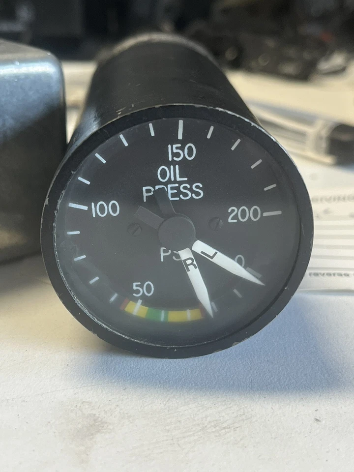 Gulfstream Lear Jet hombre cueva doble motor indicador de presión de aceite buen regalo Foto 1 de 4