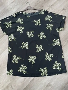 Capsule Black/Green Batwing Top Size 20 - Picture 1 of 6