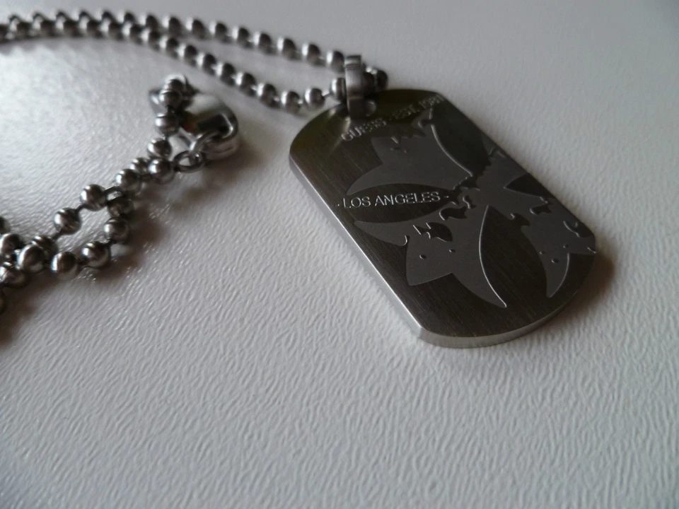 Collana Guess catena da uomo croce in acciaio inox UMN81004 - Immagine 1 di 1