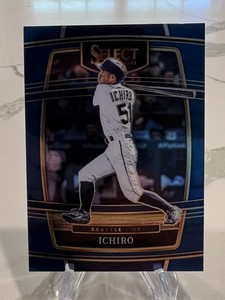 2022 Panini Select - Concourse  Blue Prizm #61 Ichiro Suzuki