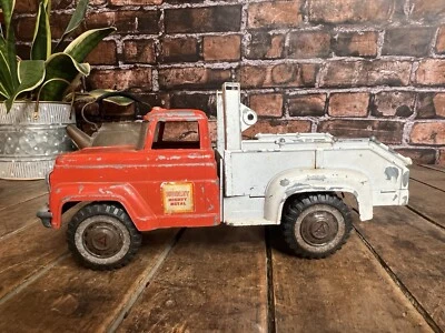 1972 Hubley County Highways Set Mighty Metal Big Boom Tow Truck - Image 1 of 4