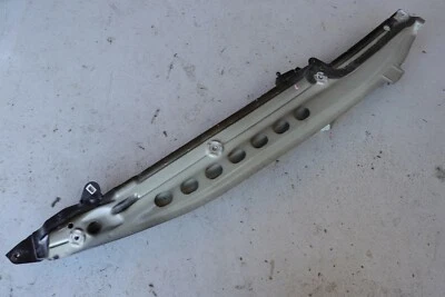 Protector delantero para Porsche Cayenne 957 9PA 2008 guardabarros soporte riel de montaje LHS J140 Foto 1 de 2