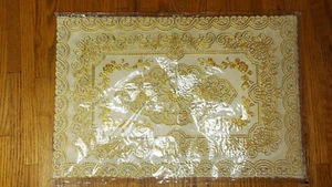 Set Of 8 Fancy Placemats Vinyl Ivory and Gold - Picture 1 of 5