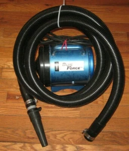 USADO Reparado Limpio Blue Force 1.8HP Secadora Equipo Maestro Manguera Boquilla Perros - Imagen 1 de 6