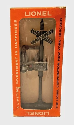 MINT BOXED LIONEL No. 140 AUTOMATIC BANJO SIGNAL with PERIPHERALS and PAPERWORK - Image 1 of 4
