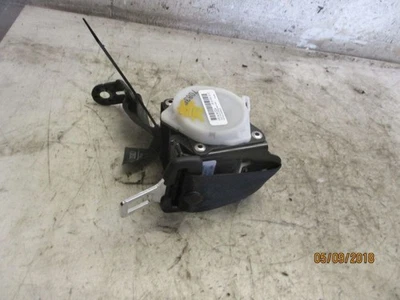 Cinturón de seguridad trasero derecho adecuado para Audi A1 Sportback Facelift (8XA) 1.6 TDI Foto 1 de 3