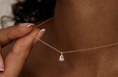 Festive Offer ! Pear Cut Natural Diamond Pendant Chain 18'' 14k Yellow Gold - Image 1 of 4