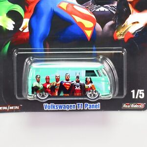 Hot Wheels DC Volkswagen T1 Panel Bus Superman Superheroes Batman Wonder Woman