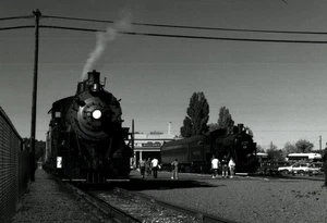 Vintage 5x3.5  Train Photograph - Picture 1 of 1