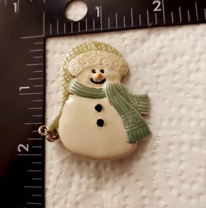 Snowman Brooch Pin With Dangling Bell Green and White Marked TC - Picture 1 of 3