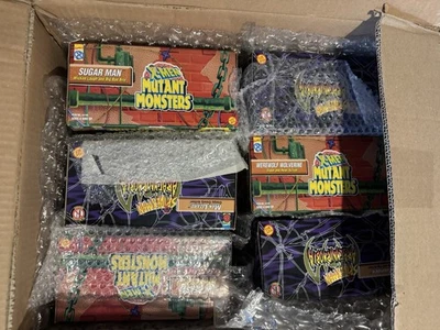 1996 Toybiz Mutant Monsters Arachniphobia Set Of 6 Case Fresh  - Image 1 of 4