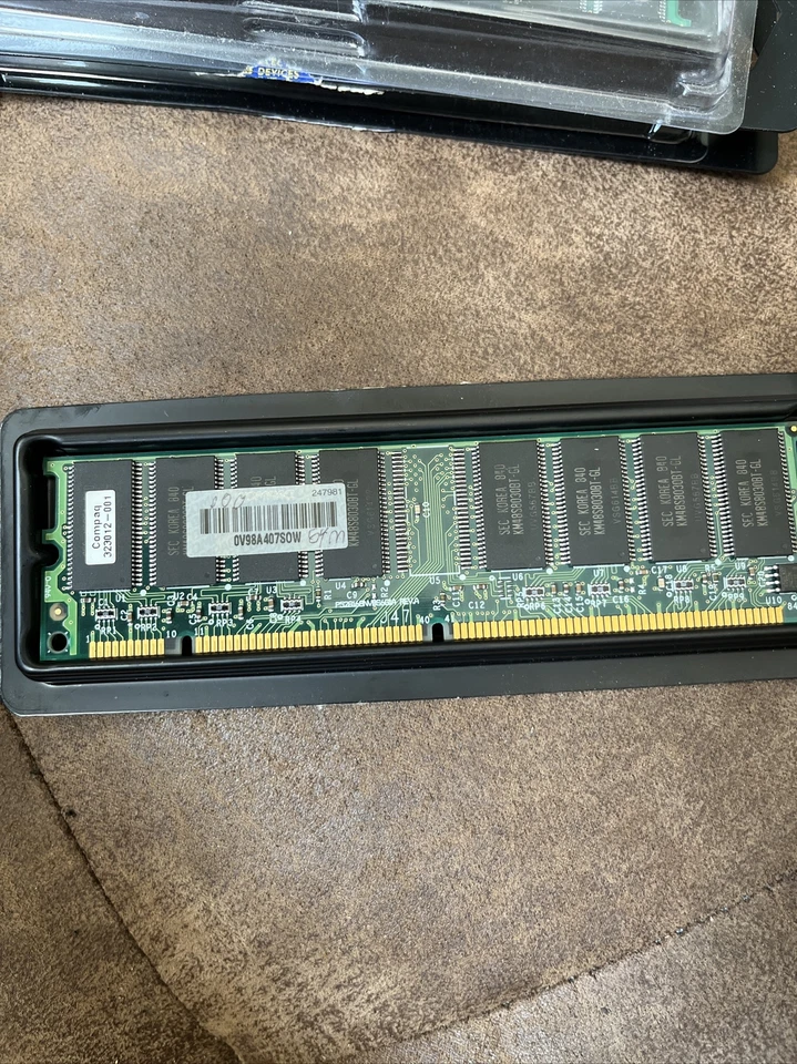 64 MB PC100 100 MHz RAM Module - 168 Pin - Compaq 323012-001 - Image 1 of 1