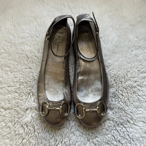 Gucci Shoes 7 Horsebit Ballet Flats Pewter Ankle Strap Buckle Gold Hardware - Picture 1 of 9