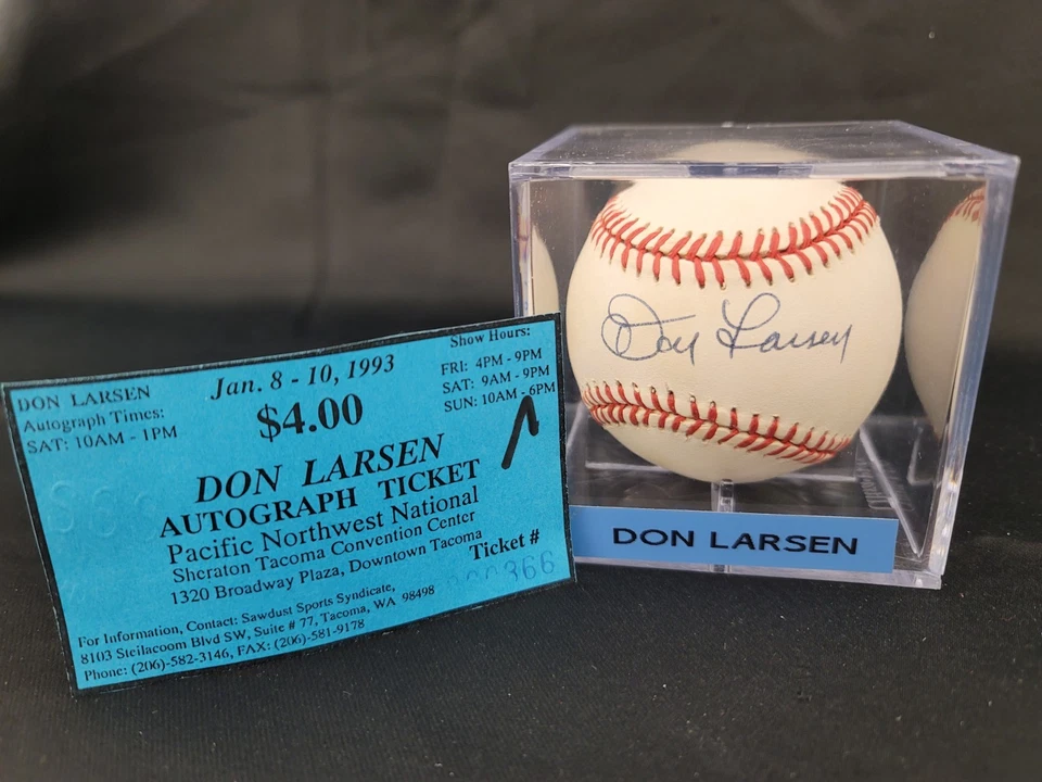 Béisbol automático firmado por Don Larson con boleto autógrafo Foto 1 de 1