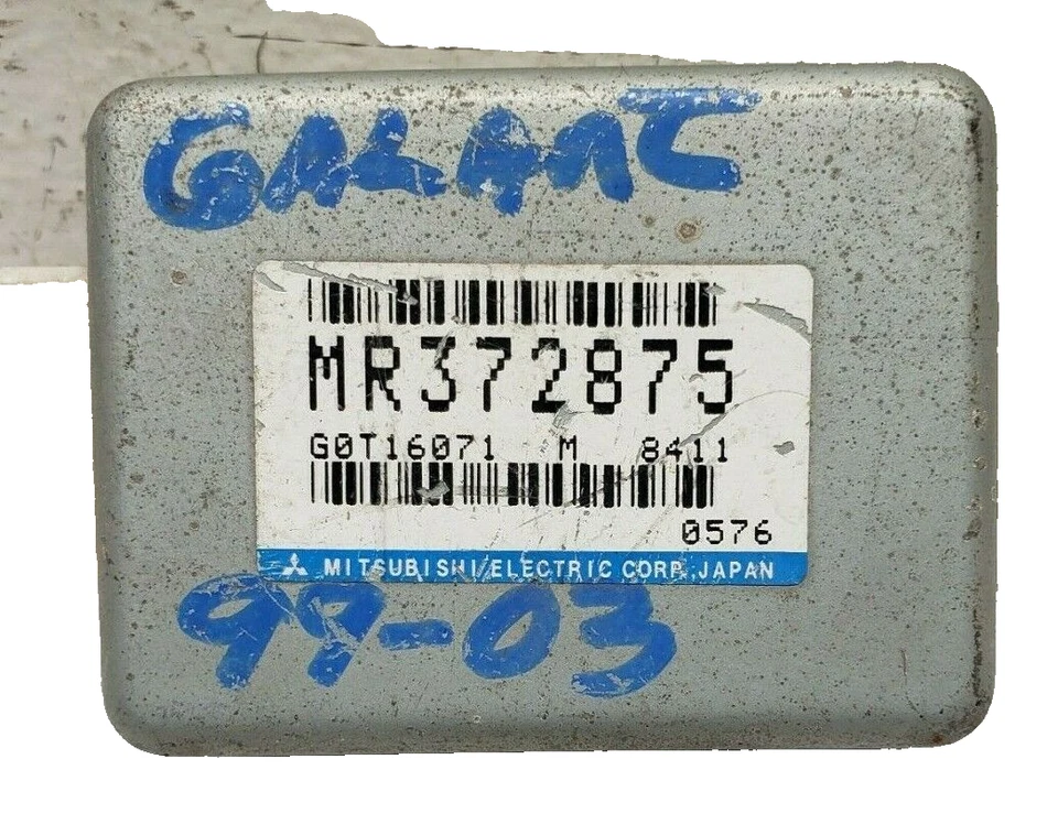 Módulo de controle de cruzeiro Mitsubishi Galant 2000–2003 MR372875 FABRICANTE DE EQUIPAMENTO ORIGINAL - Imagem 1 de 2
