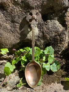 Vintage Silver Plated Collectable Tea Spoon - Picture 1 of 10