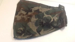 COPRI COLLO--MIMETICO  MILITARE-PARASOLE-COLORE VERDEMILITARE-NUOVO-MAI USATO-4+ - Foto 1 di 11