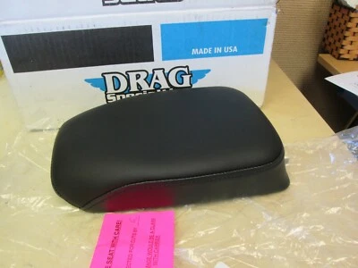 ЗАДНЕЕ СИДЕНЬЕ DRAG SPECIALTIES HARLEY HD 2006-17 SOFTAIL ГЛАДКОЕ PILLION 11 X 7,5 ДЮЙМА - Изображение 1 из 4
