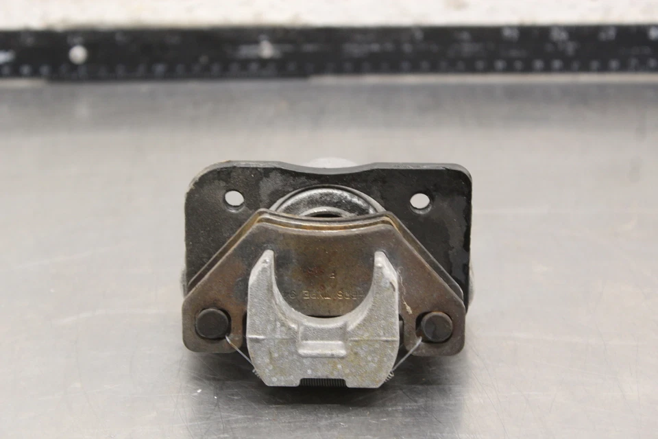 Polaris Pro RMK 800 2014 155 pulgadas pinza de freno Z852 Foto 1 de 4