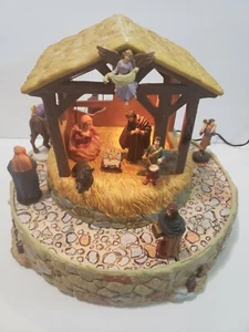  THE STORY OF THE NATIVITY Moving Musical Ceramics with Narration TESTED! - Picture 1 of 11