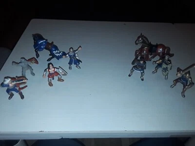 Ritterfiguren m. Pferd ,5  Bullyland , 4 Plastik ,sehr alt. - Bild 1 von 3