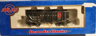 Atlas O Scale 55 Ton Fisheblly Hopper Car Reading #80340 - Image 1 of 4