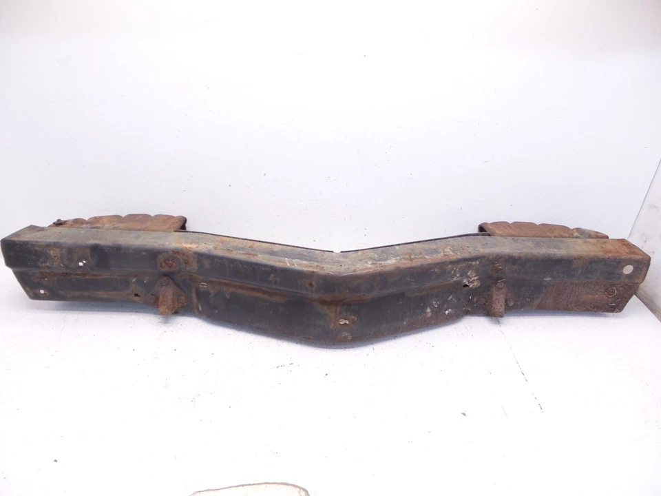 Soporte de impacto refuerzo parachoques delantero metálico Camaro 78-81 original GM Foto 1 de 4