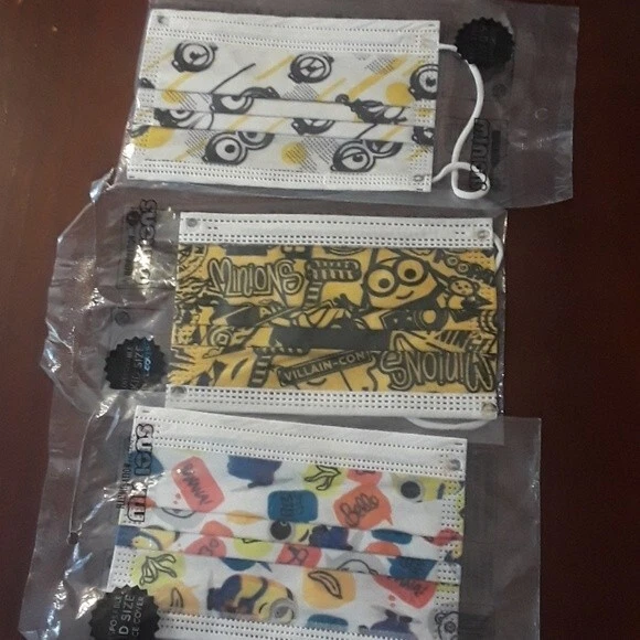 Set of 3 Despicable Me Minions Kid's Face Masks NEW - Image 1 of 1