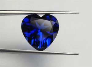 HEART CUT ROYAL BLUE SAPPHIRE LAB-CREATET HIGH QUALITY AAAA+ LOOSE GEMSTONES - Picture 1 of 6