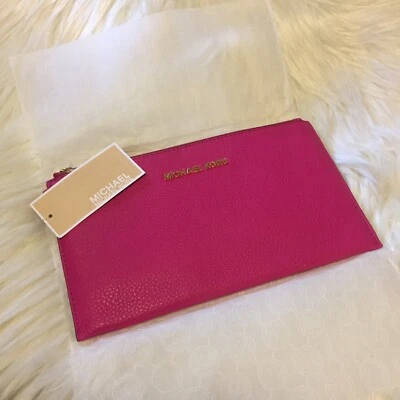 Michael Kors Jet Set Medium Learher Wristlet Clutch Wallet NEW RRP$449 - image 1 of 4