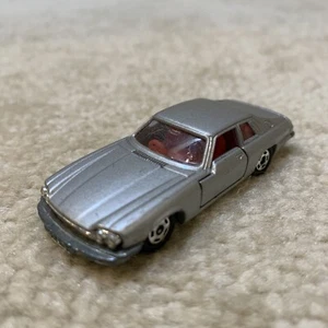 Tomica Jaguar XJ-S Silver Diecast Toy Car Vehicle 1:67 1978 Tomy Vintage - Imagen 1 de 13