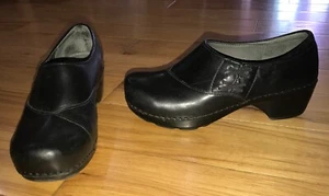 Dansko Stacie Black Cross Stitch Slip On Clogs Shoes Womens 38, 9837020200 - Picture 1 of 6