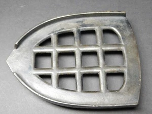 Cast Iron Footed Sad Iron Trivet - Waffle Pattern - Picture 1 of 3
