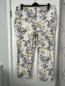 White Chino Style Capri Pants, Dorothy Perkins: Size 16 - Picture 1 of 3