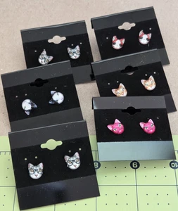 Kitty Cat Lot of 6 Stud Earrings Colorful Tiny Hot Pink Red Black White - Picture 1 of 5
