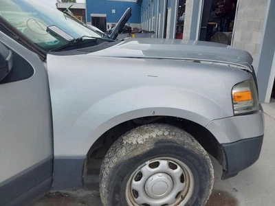 (LOCAL PICKUP ONLY) Passenger Fender Without Wheel Lip Moulding Fits 07-17 EXPED Foto 1 de 2