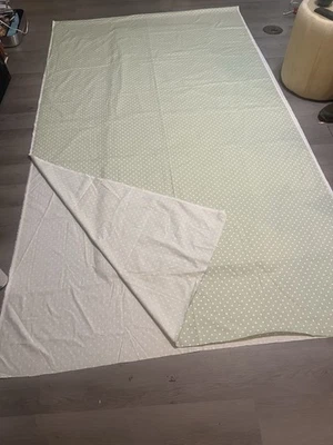 Tecido de flanela 314 verde pistache claro com pontos brancos algodão 5 pés W 17,66 pés G - Imagem 1 de 3