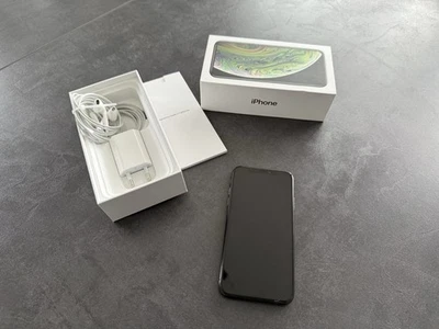 iPhone XS 64GB Space Grau - ohne Simlock - Bild 1 von 4