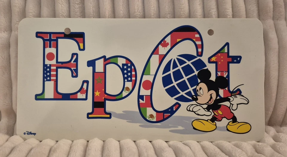 Matrícula de plástico vintage coleccionable de Disney Epcot - sin usar Foto 1 de 1