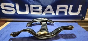 2008-2012 Subaru WRX Manual Transmission Crossmember Mount Bracket MT OEM - Foto 1 di 16