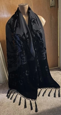 Mantón de Noche Boho Gótico De Colección Años 90 Negro Transparente Terciopelo Burnout con Borla y Cuentas Foto 1 de 4