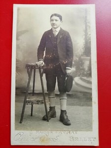 CDV photography: Portrait of young man home FAVRAY CINIER Succ to BELLEY