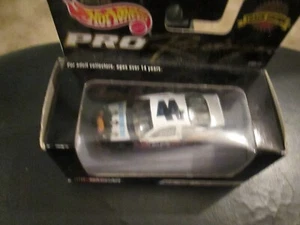 Kyle Petty Hot Wheels 1:64  Blue Brothers - Picture 1 of 3