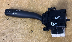 2001-2004 Toyota Highlander Turn Signal Headlight Control Switch 173650 OEM B26 - Picture 1 of 8