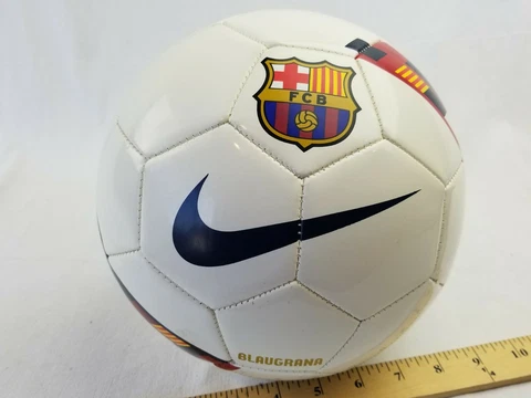 FCB Nike Barca Soccer ball white blaugrana size 5 rare ball barely used Cover