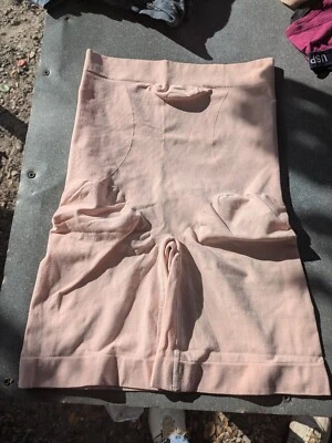 Tijeras modeladoras de muslos y vientre Rhonda talla 1 LX Foto 1 de 4