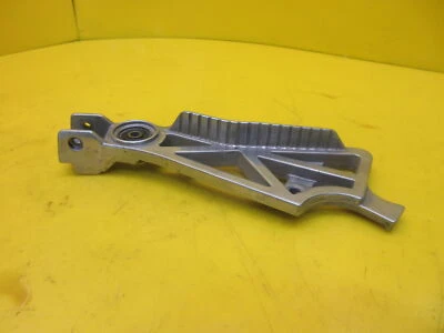 OEM 1986 1987 GENUINE YAMAHA FAZER FZX 700 LEFT REAR FOOT REST PEG STEP BRACKET - Image 1 of 4