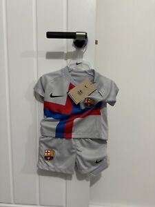 Barcelona Infants Away Kit - Grey (3 to 6 months)
