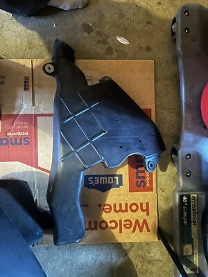 BMW K1200GT 2003-2005 lado derecho Ram tubo de admisión de aire Foto 1 de 4